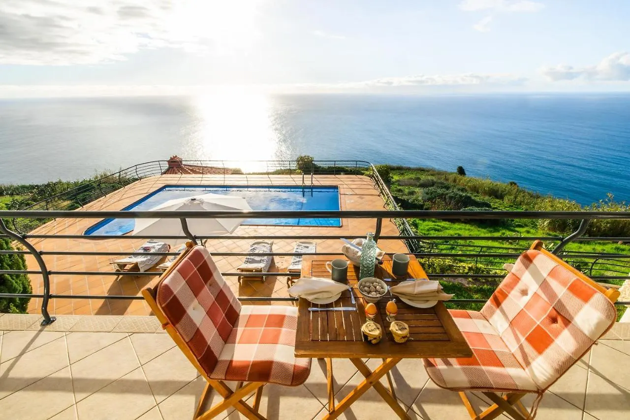 Secluded Sunset Villa On Cliff & 180 Degree Ocean Views Fajã da Ovelha