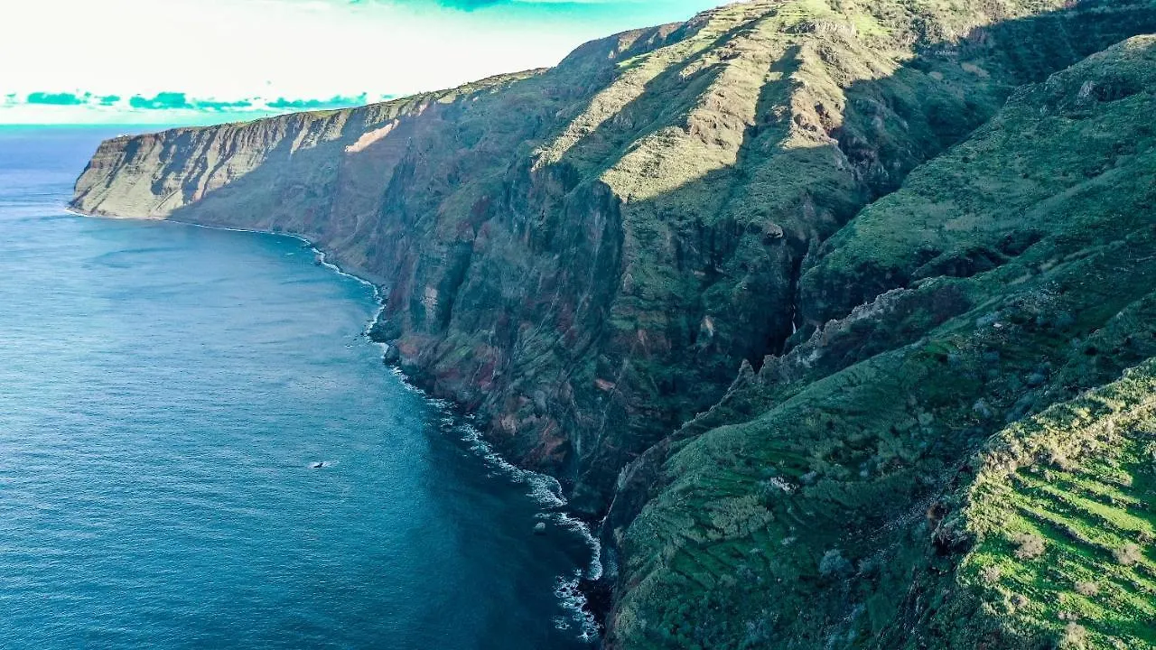 Fajã da Ovelha Secluded Sunset Villa On Cliff & 180 Degree Ocean Views